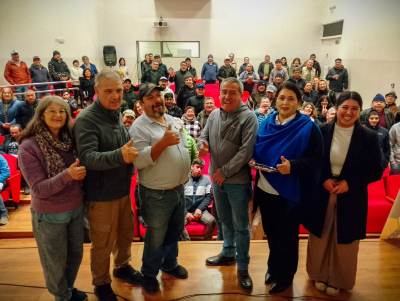 Octava Jornada Apícola consolida a San Antonio como punto de encuentro del rubro