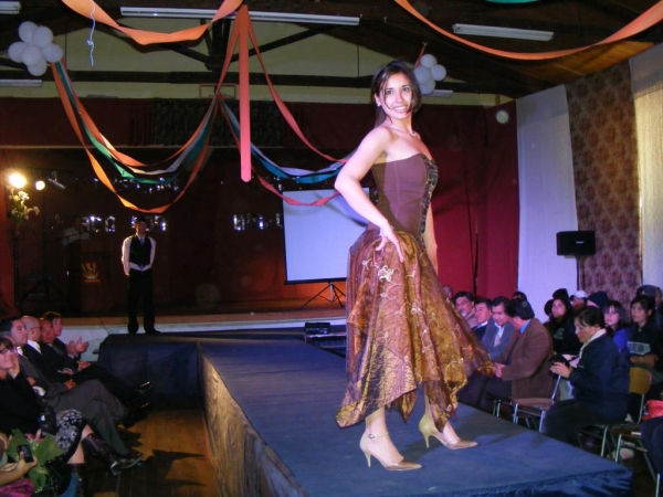La Especialidad de Vestuario y Confección Textil del Liceo Juan Dante Parraguez presentó Desfile de Modas