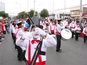 15 sectores participan con sus murgas y Comparsas En San Antonio comenzó el Carnavall