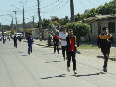 Más de 150 alumnos participaron en corrida en Tejas Verdes