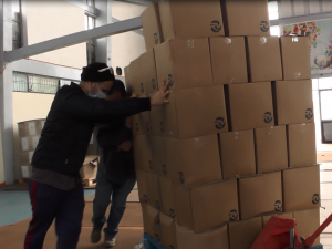 Más de la mitad de las cajas de alimentos de la campaña “Una Casa, Una Caja” han sido distribuidas en San Antonio