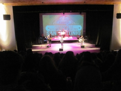 Municipio contin&uacute;a celebrando el mes de la juventud 2015