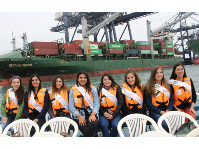 Candidatas a reina del Carnaval de Murgas y Comparsas celebraron con paseo en lancha el D&iacute;a de San Valent&iacute;n