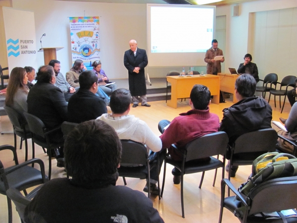 Comunicadores reflexionaron sobre el uso del lenguaje con ni&ntilde;os, ni&ntilde;as y adolescentes