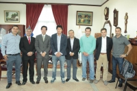 Iv&aacute;n Zamorano se reuni&oacute; con autoridades de la Municipalidad de     San Antonio para presentarles proyecto deportivo