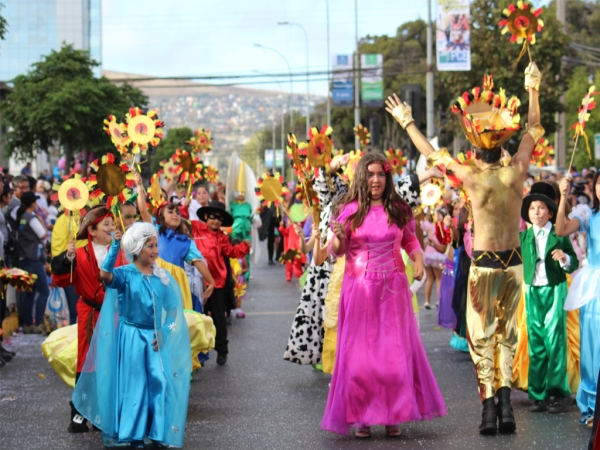 &ldquo;10 A&ntilde;os de Historias, Carnaval de Murgas y Comparsas de San Antonio&rdquo;